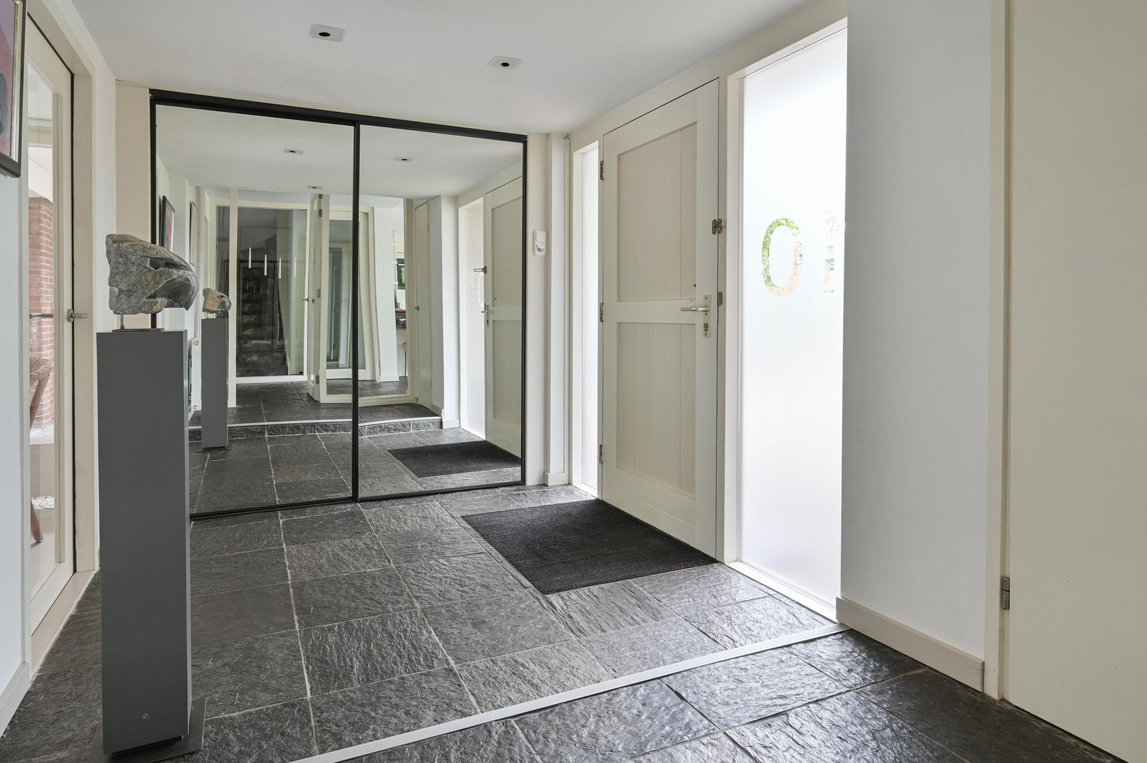 Tussenwoning te koop: Willem Klooslaan 10, Uithoorn