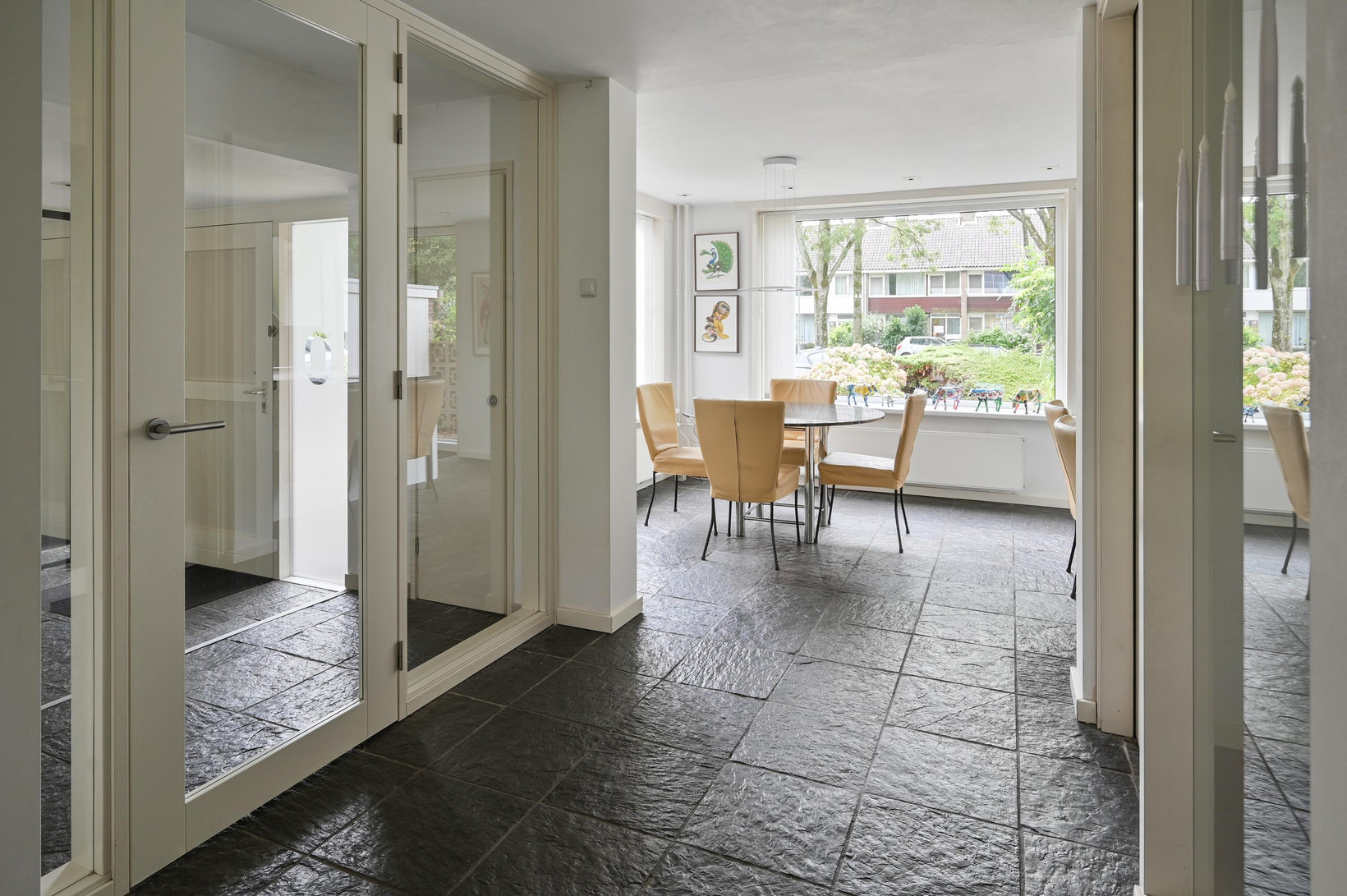 Tussenwoning te koop: Willem Klooslaan 10, Uithoorn