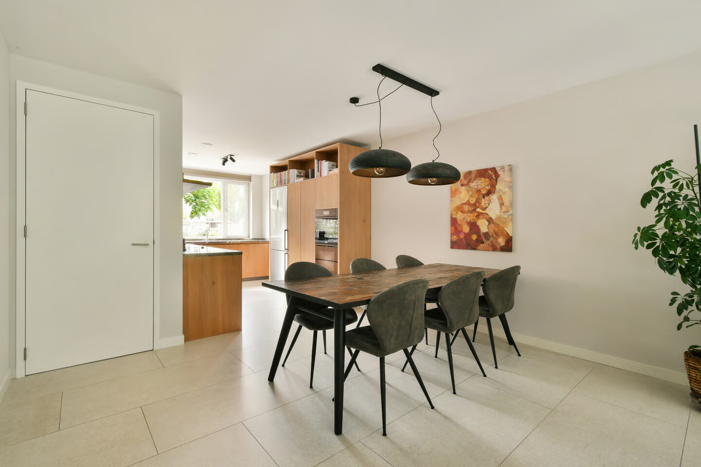 Tussenwoning te koop: Clara Egginklaan 18, Uithoorn