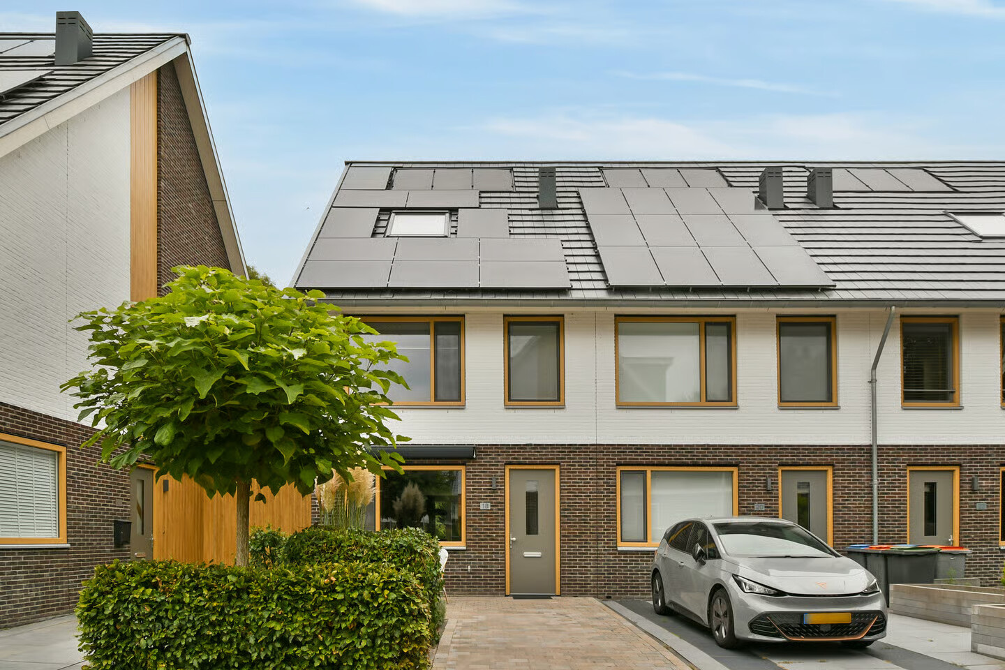 Tussenwoning te koop: Clara Egginklaan 18, Uithoorn