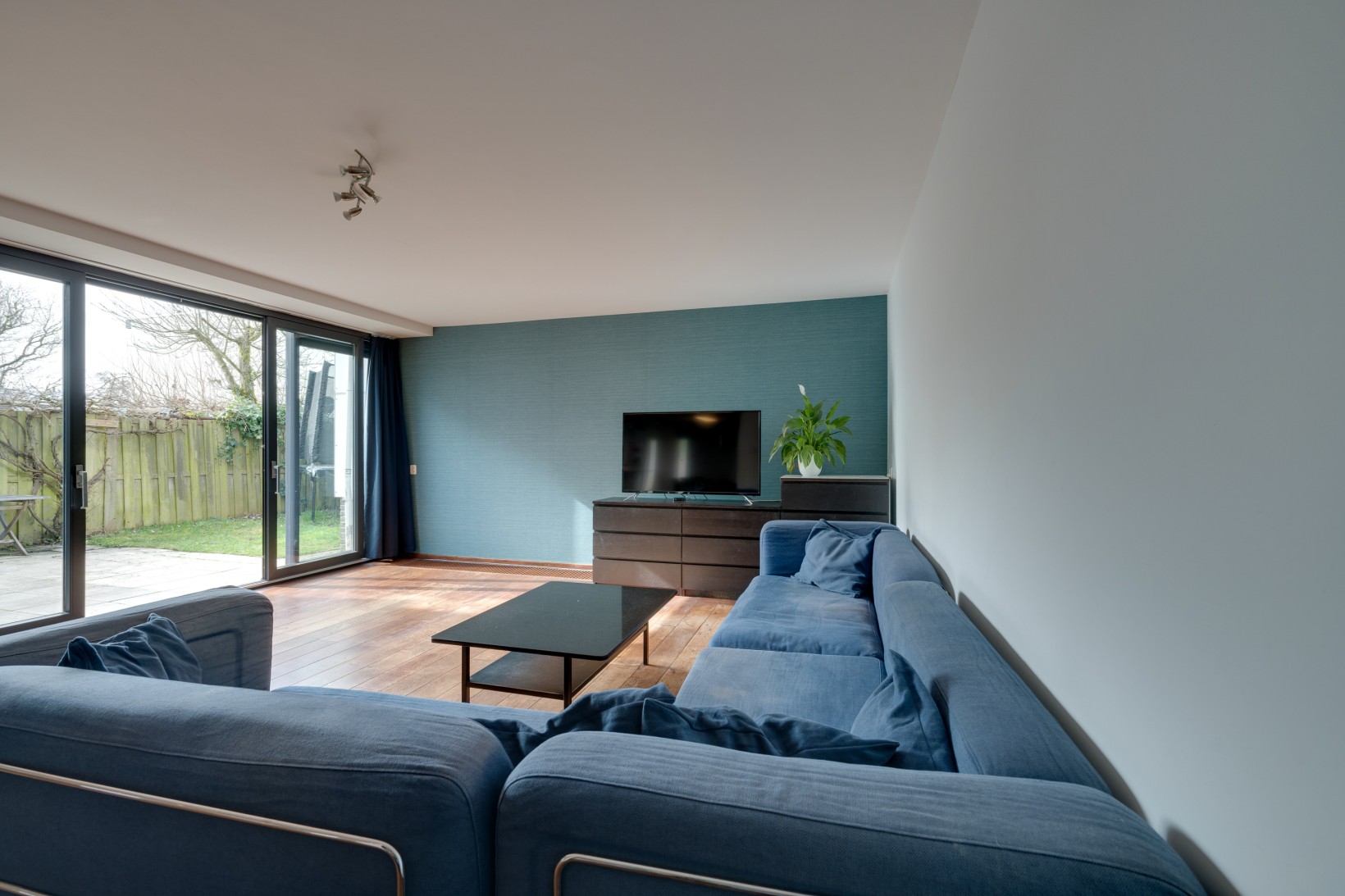 Tussenwoning te koop: In het Midden 61, Uithoorn
