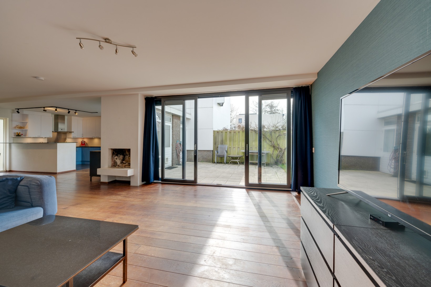 Tussenwoning te koop: In het Midden 61, Uithoorn