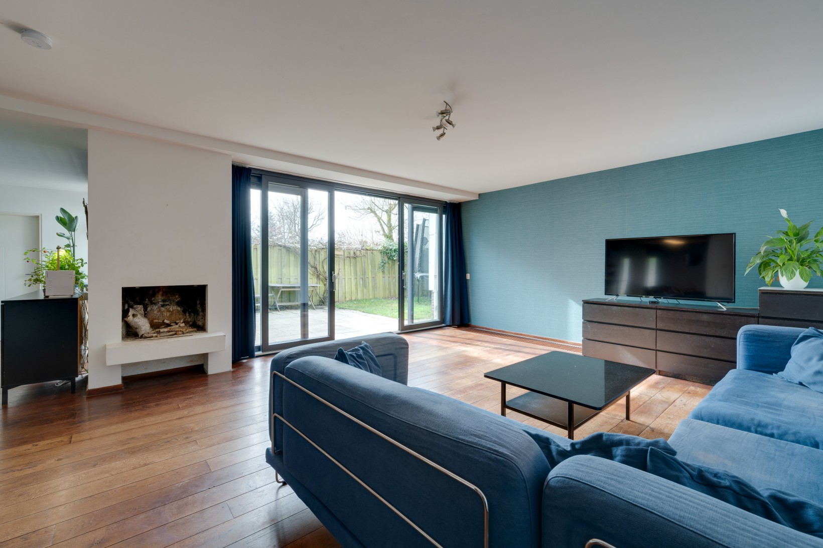 Tussenwoning te koop: In het Midden 61, Uithoorn
