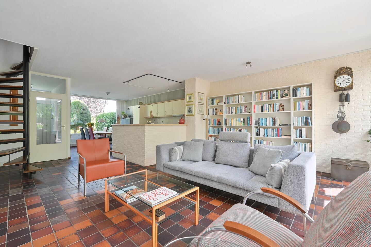 Tussenwoning te koop: Riet 4, Uithoorn