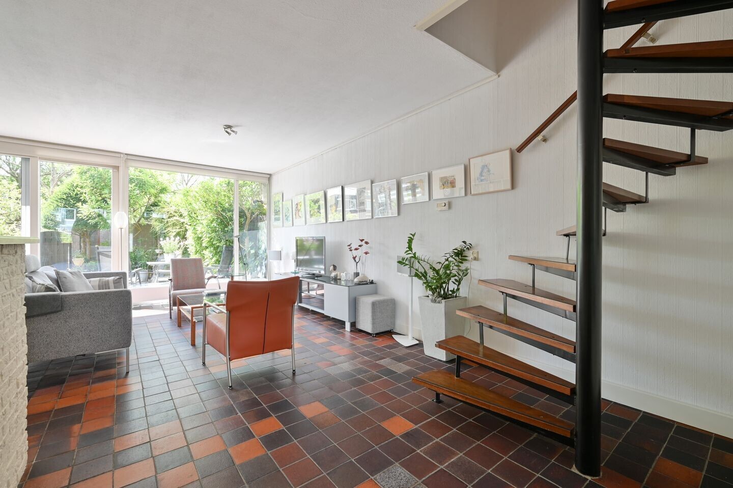Tussenwoning te koop: Riet 4, Uithoorn