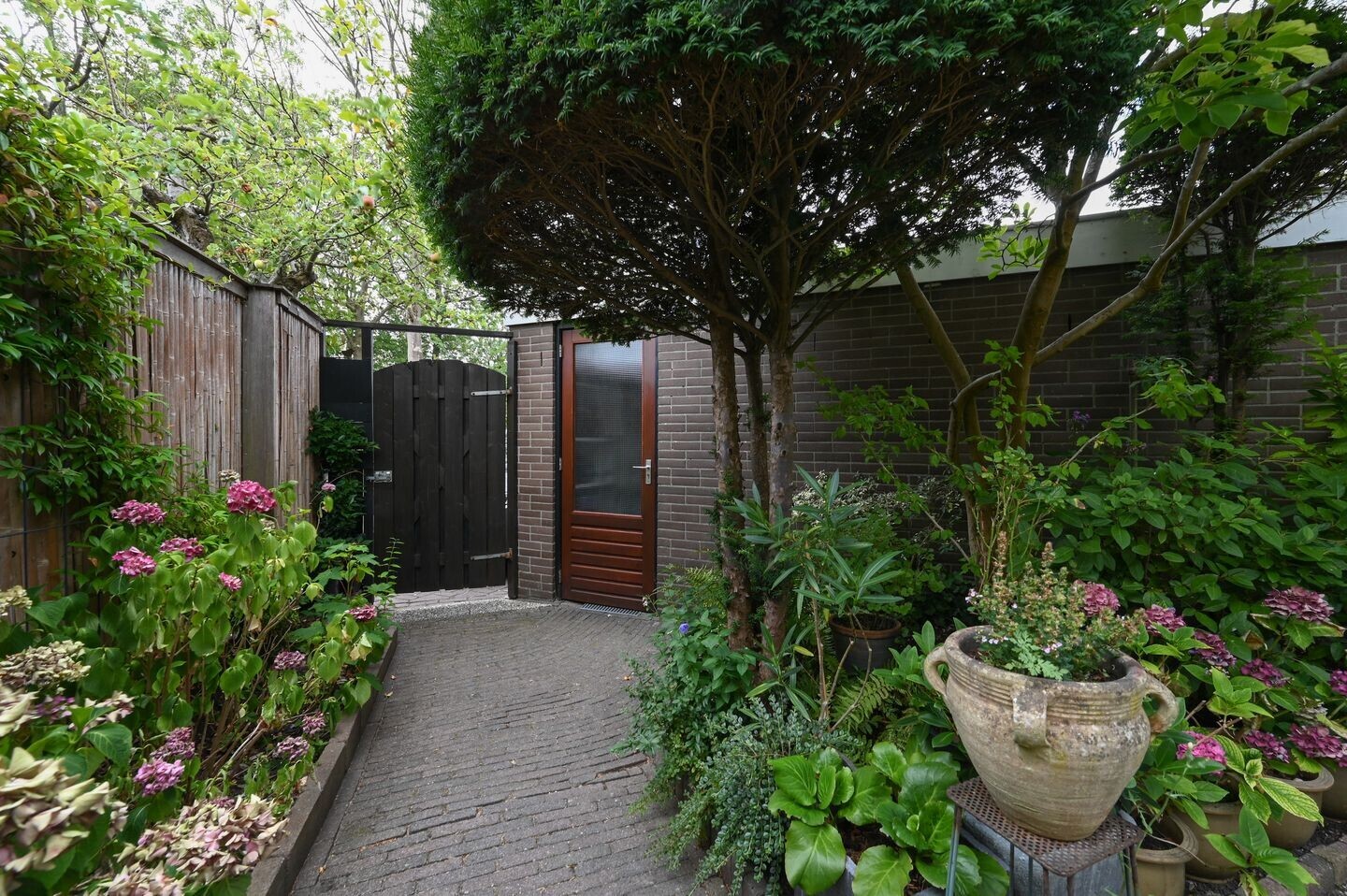 Tussenwoning te koop: Riet 4, Uithoorn