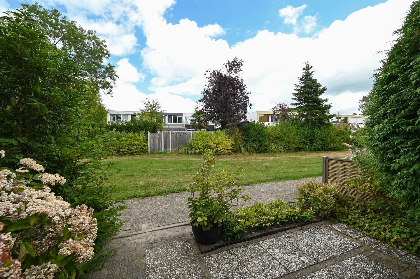 Tussenwoning te koop: Riet 4, Uithoorn