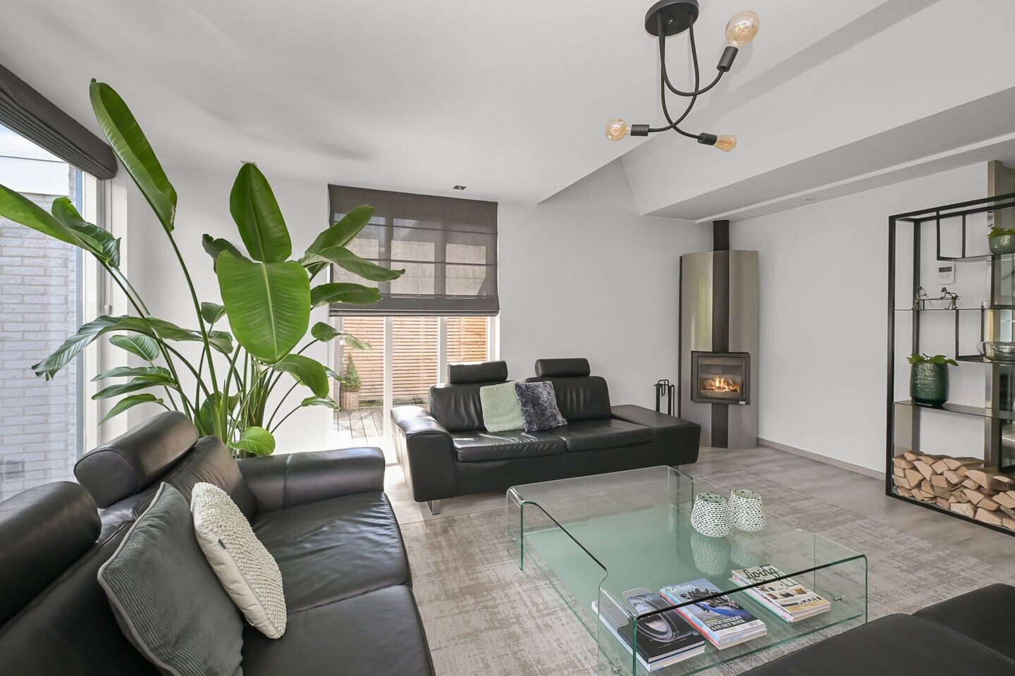 Hoekwoning te koop: Eendracht 41, Uithoorn
