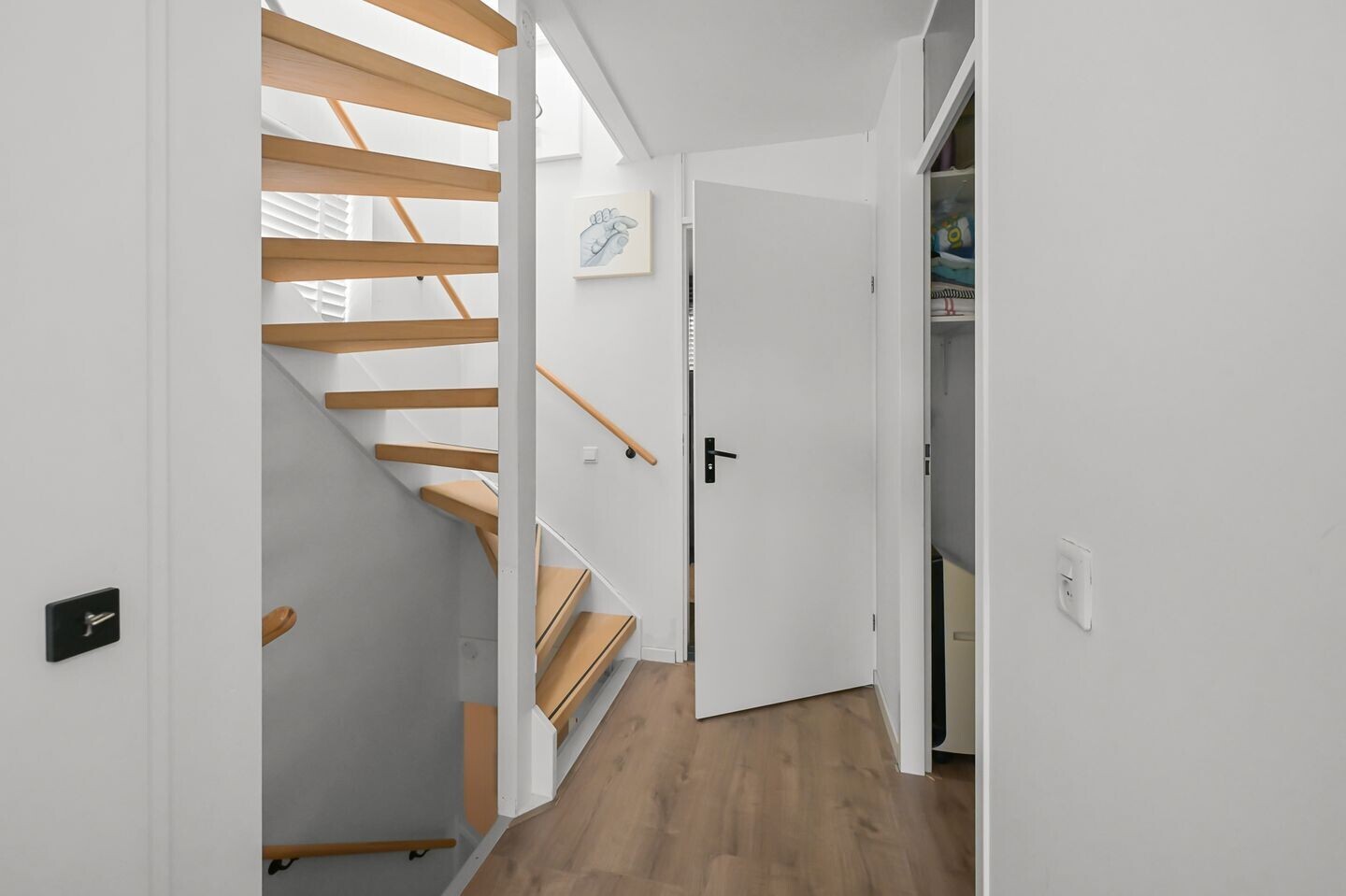 Tussenwoning te koop: Rietgans 15, Uithoorn