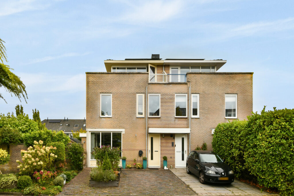 Tussenwoning te koop: Witkopeend 9, Uithoorn