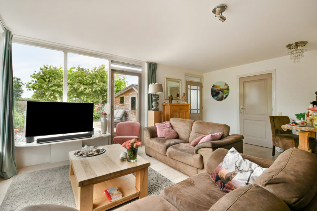 Tussenwoning te koop: Witkopeend 9, Uithoorn