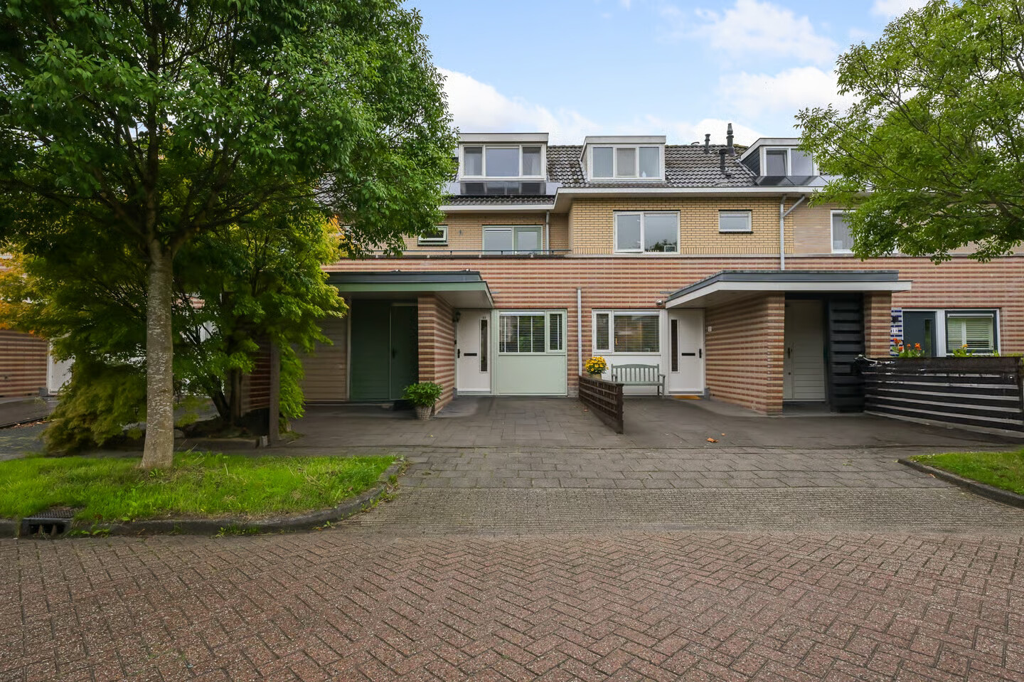 Tussenwoning te koop: Krakeend 22, Uithoorn