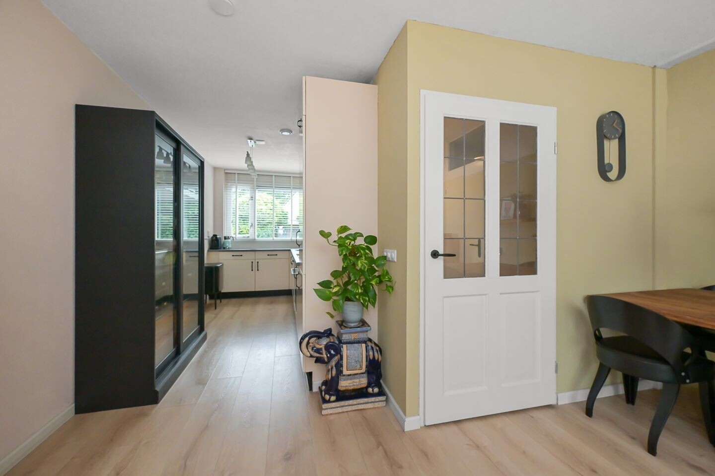 Tussenwoning te koop: Krakeend 22, Uithoorn
