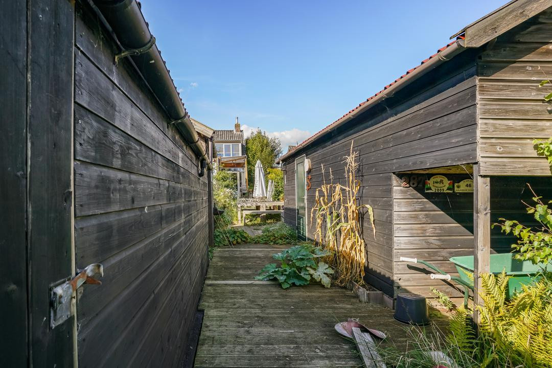 Twee-onder-één-kap te koop: Uiterweg 287, Aalsmeer
