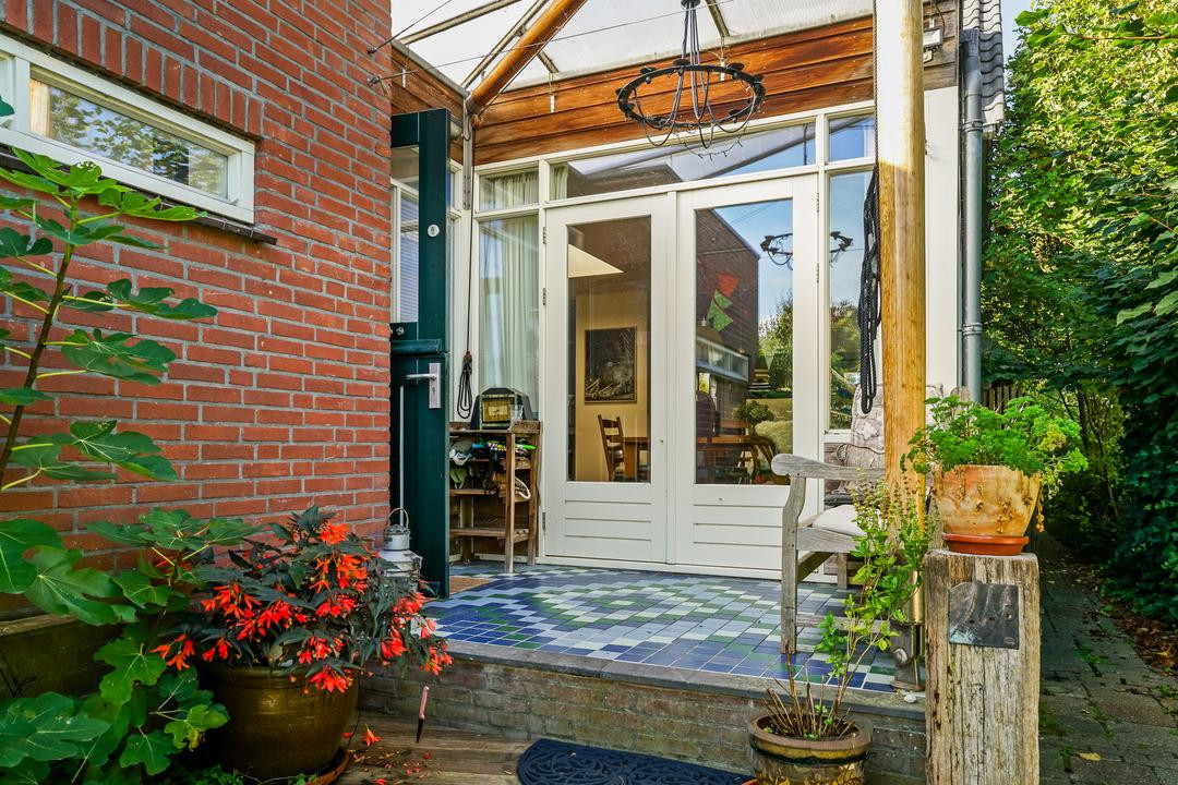 Twee-onder-één-kap te koop: Uiterweg 287, Aalsmeer