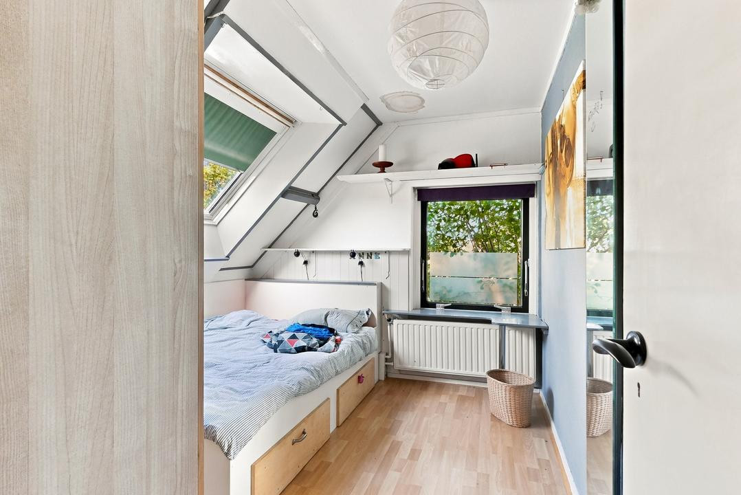 Twee-onder-één-kap te koop: Uiterweg 287, Aalsmeer