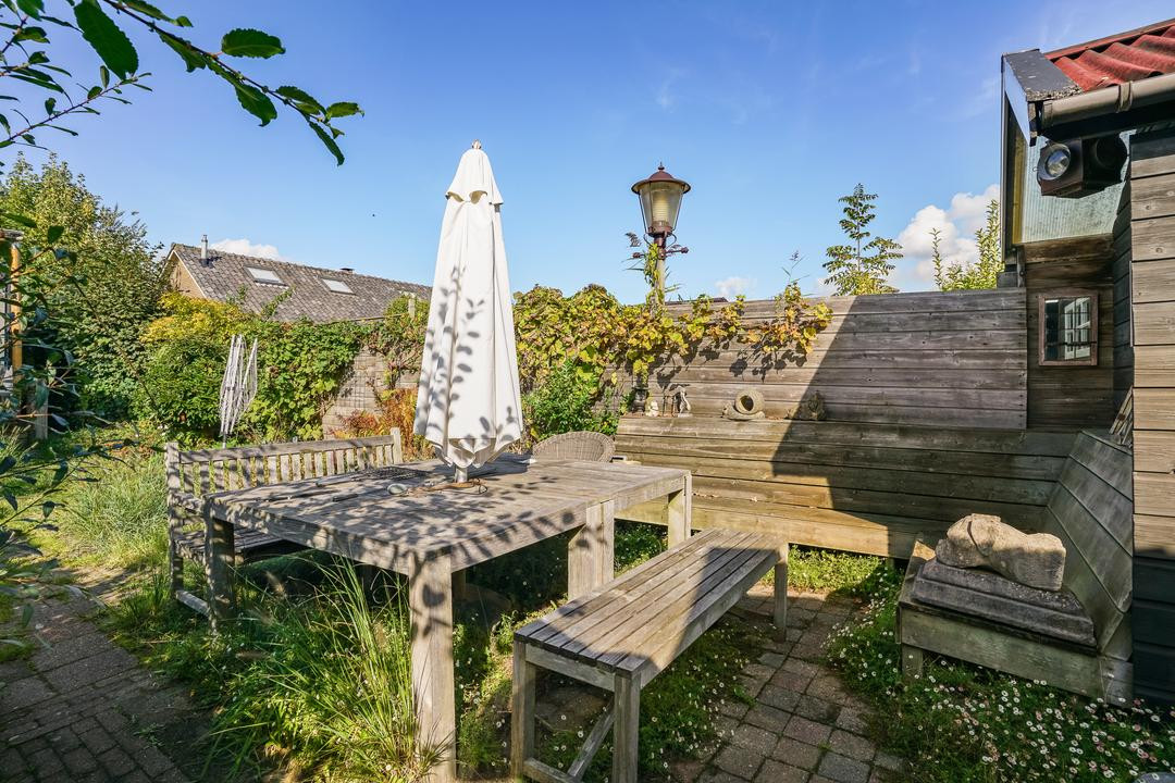 Twee-onder-één-kap te koop: Uiterweg 287, Aalsmeer