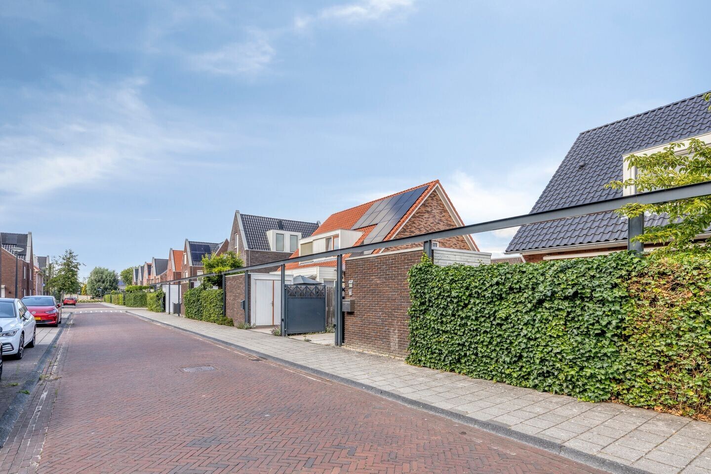 Tussenwoning te koop: Touwslagerlaan 25, Aalsmeer