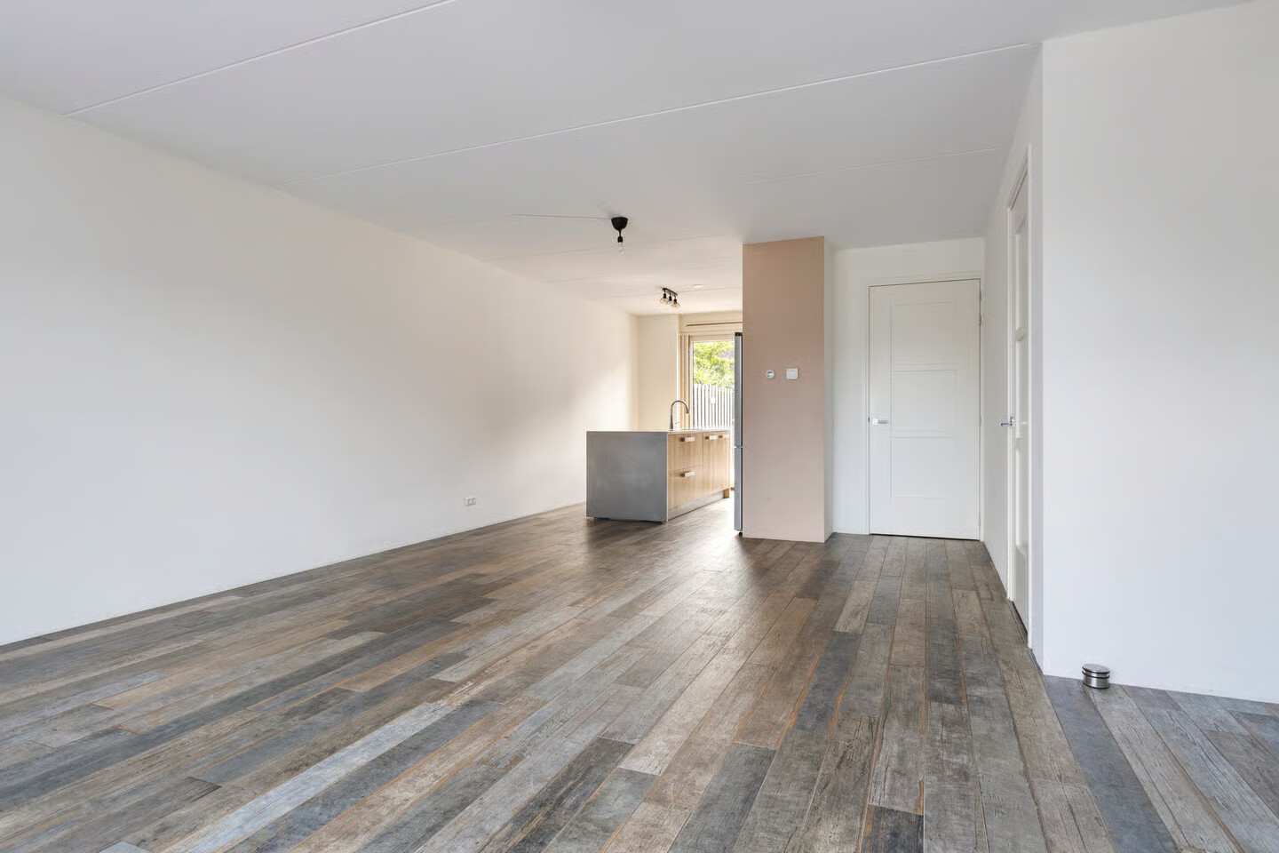 Tussenwoning te koop: Touwslagerlaan 25, Aalsmeer