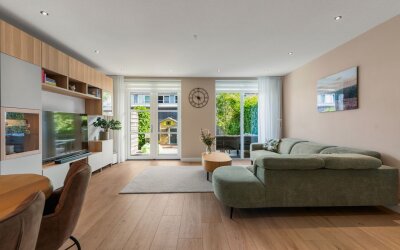 Meertrosstraat 8