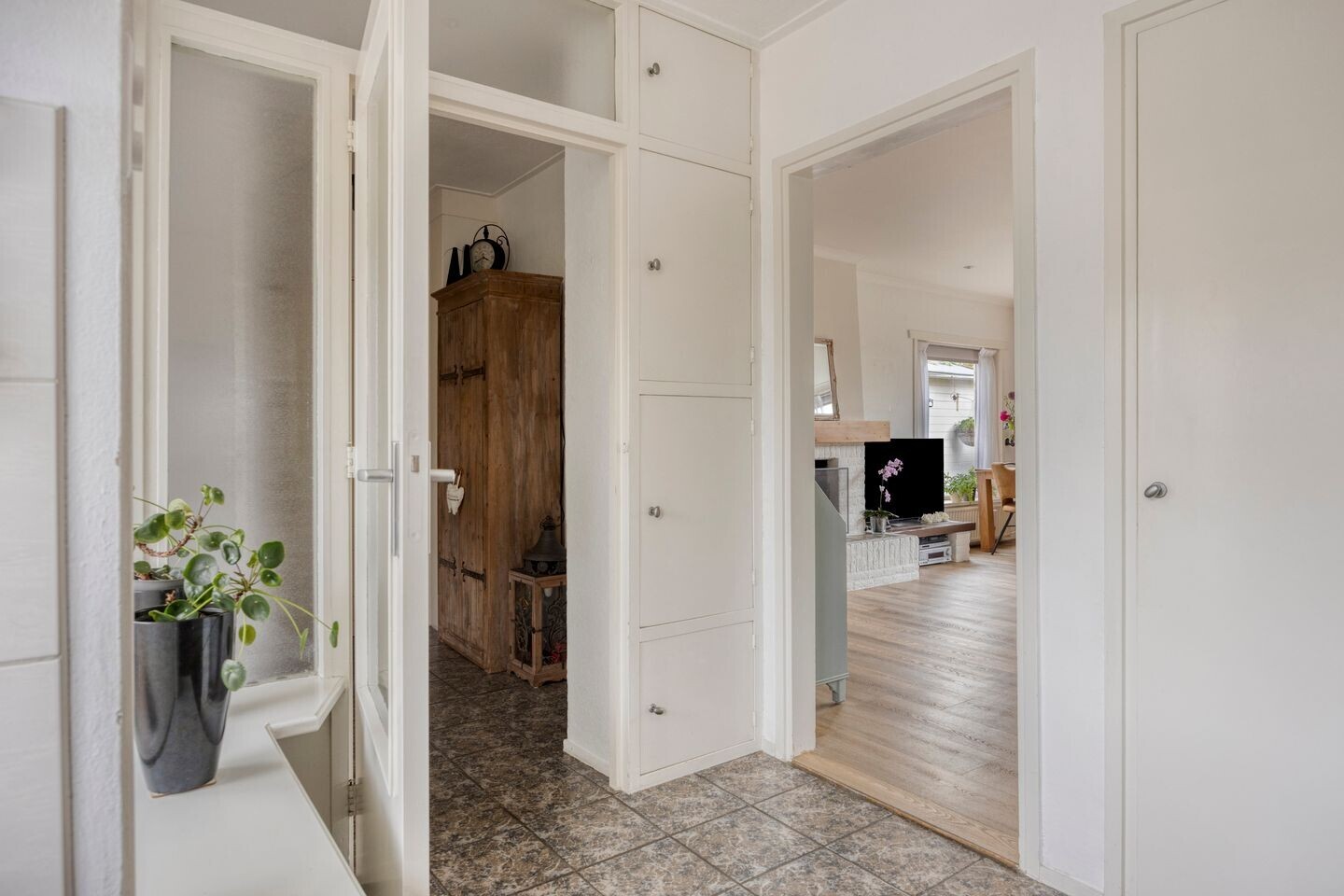 Tussenwoning te koop: Azaleastraat 30, Aalsmeer