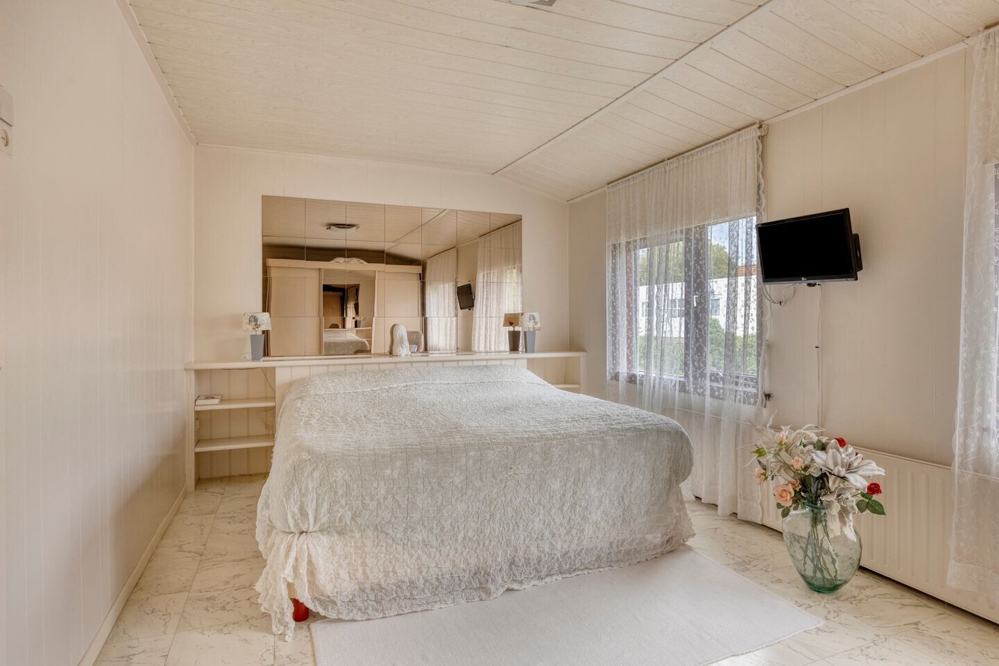 Tussenwoning te koop: Azaleastraat 30, Aalsmeer