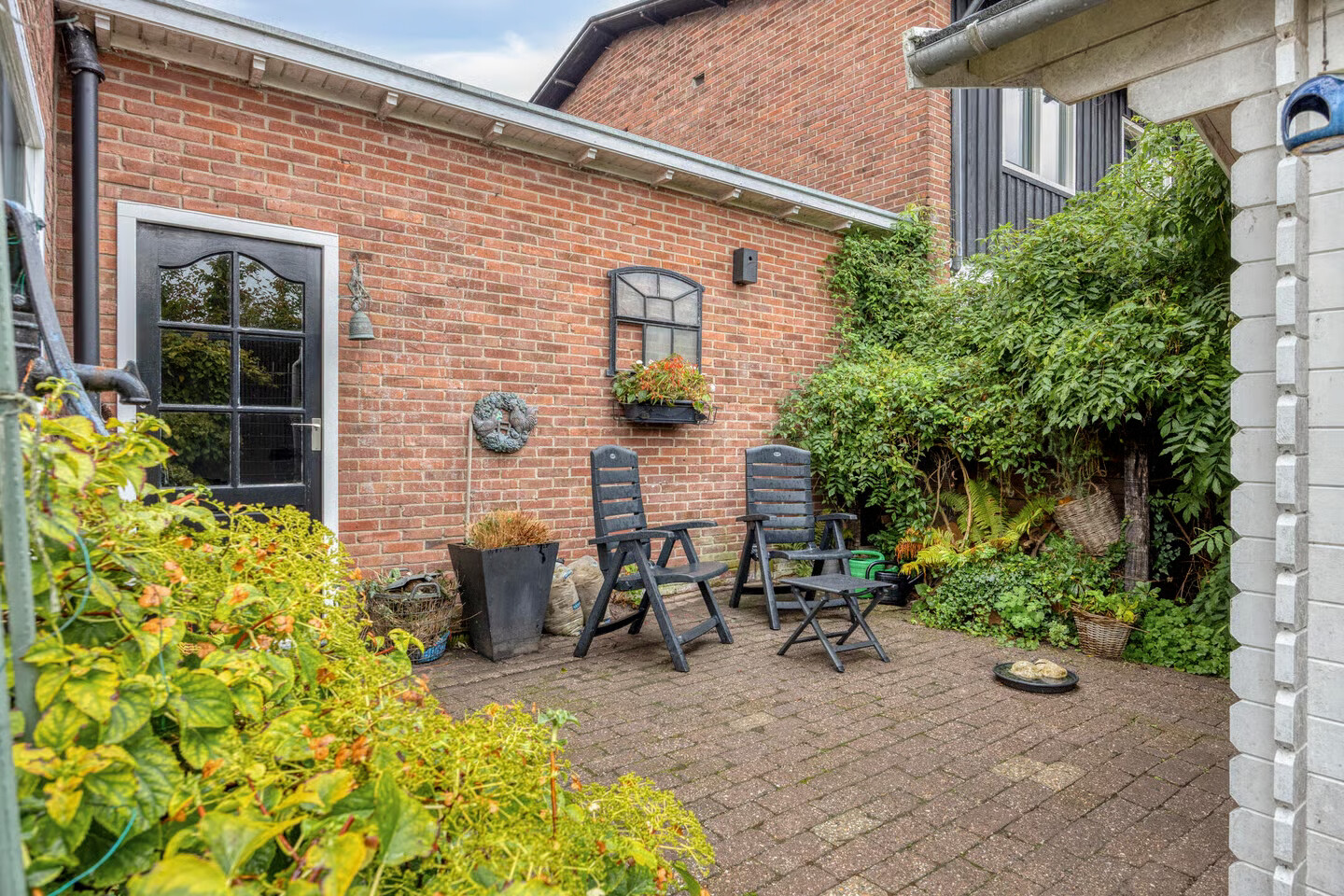 Tussenwoning te koop: Azaleastraat 30, Aalsmeer