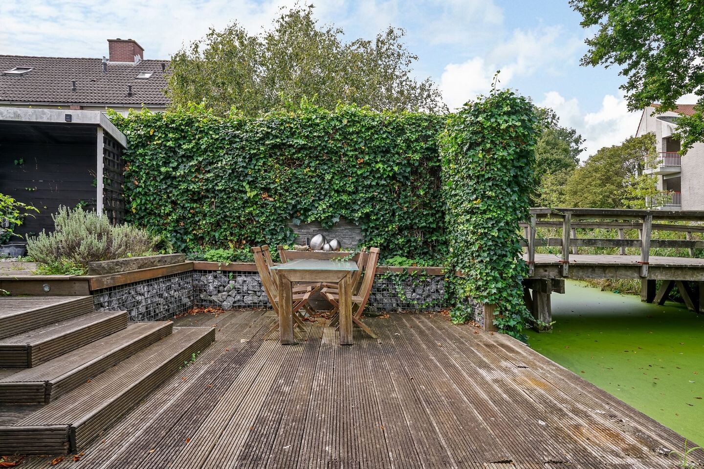 Hoekwoning te koop: van Leeuwenhoekstraat 15, Kudelstaart
