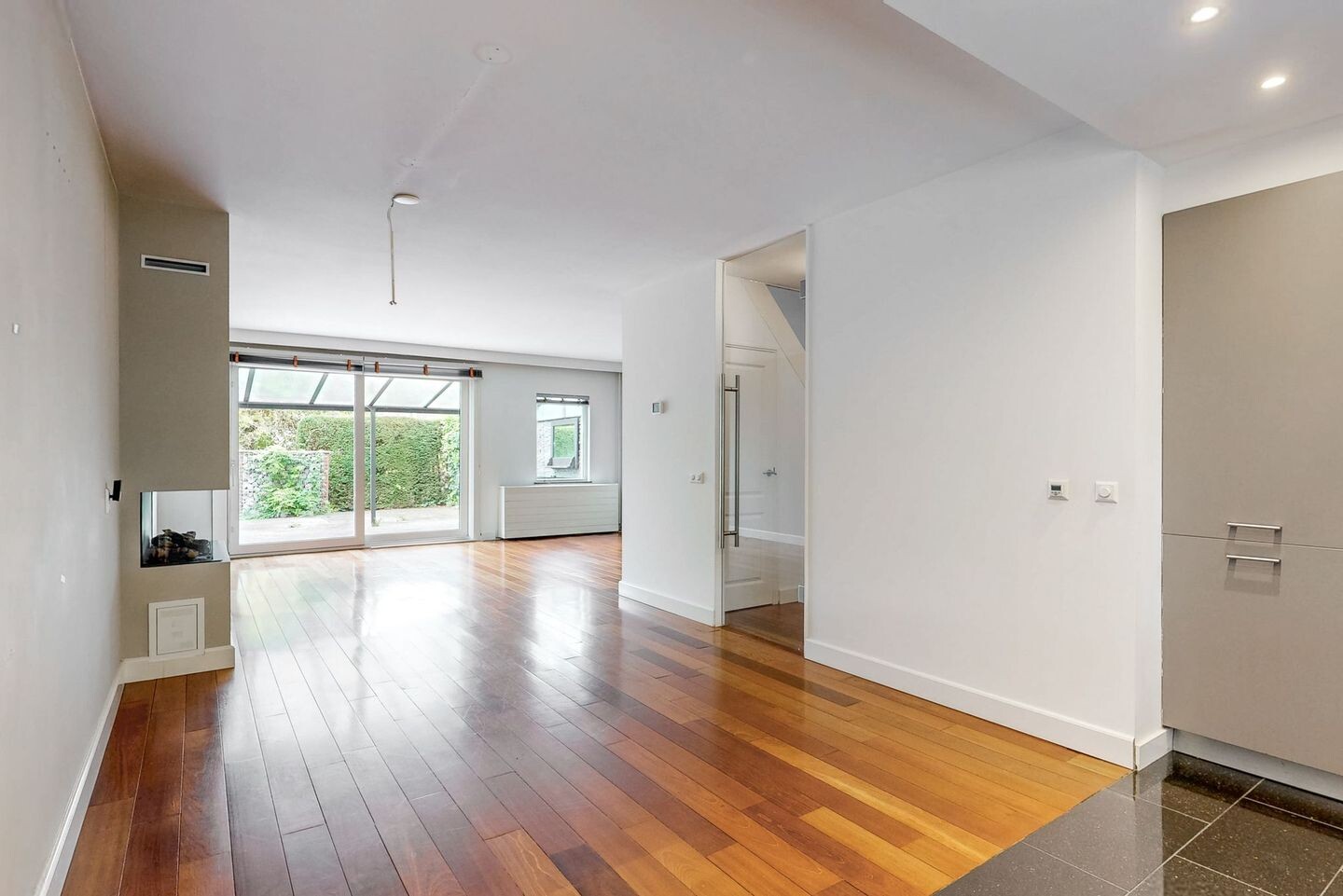 Hoekwoning te koop: van Leeuwenhoekstraat 15, Kudelstaart