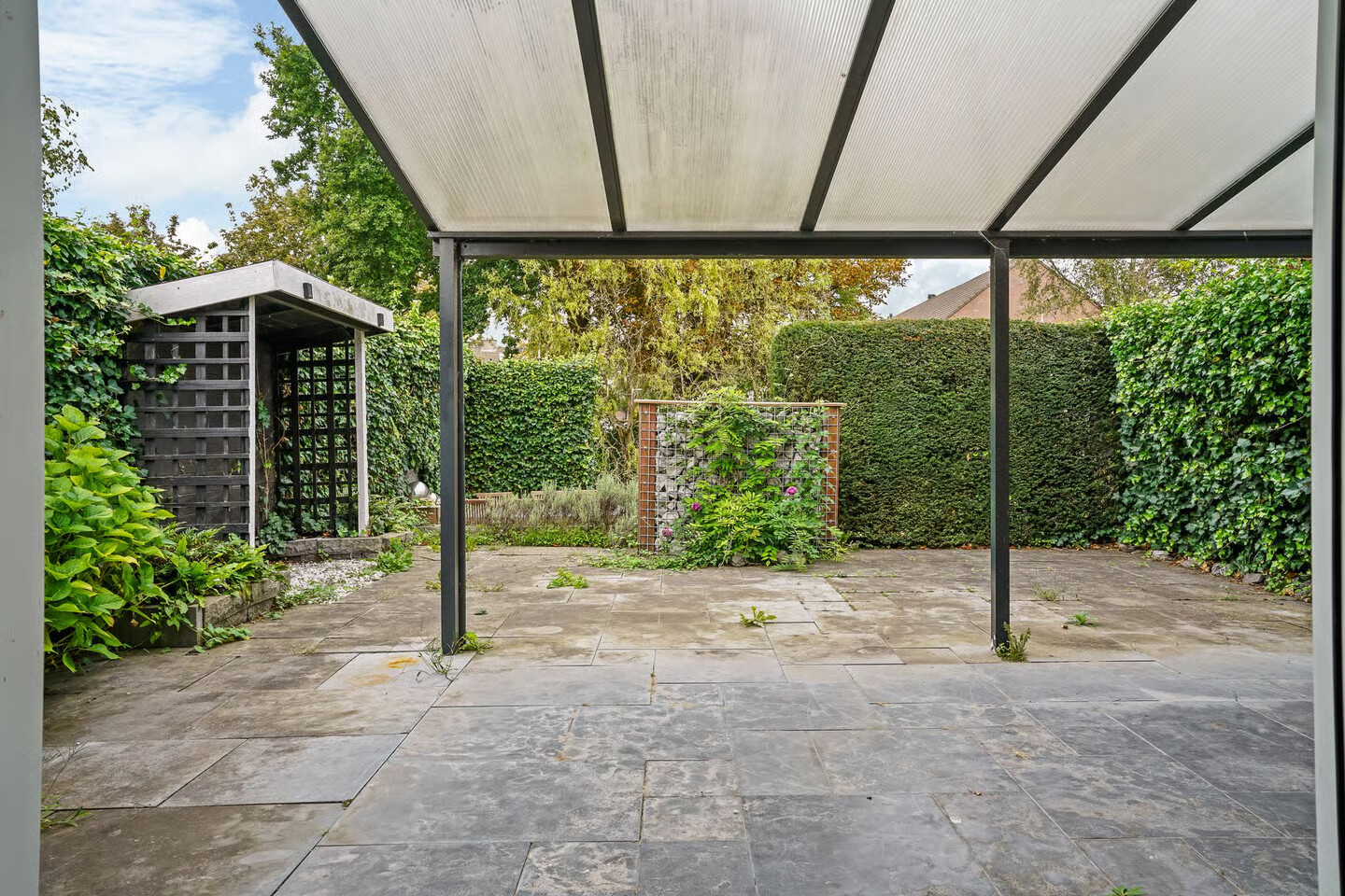 Hoekwoning te koop: van Leeuwenhoekstraat 15, Kudelstaart