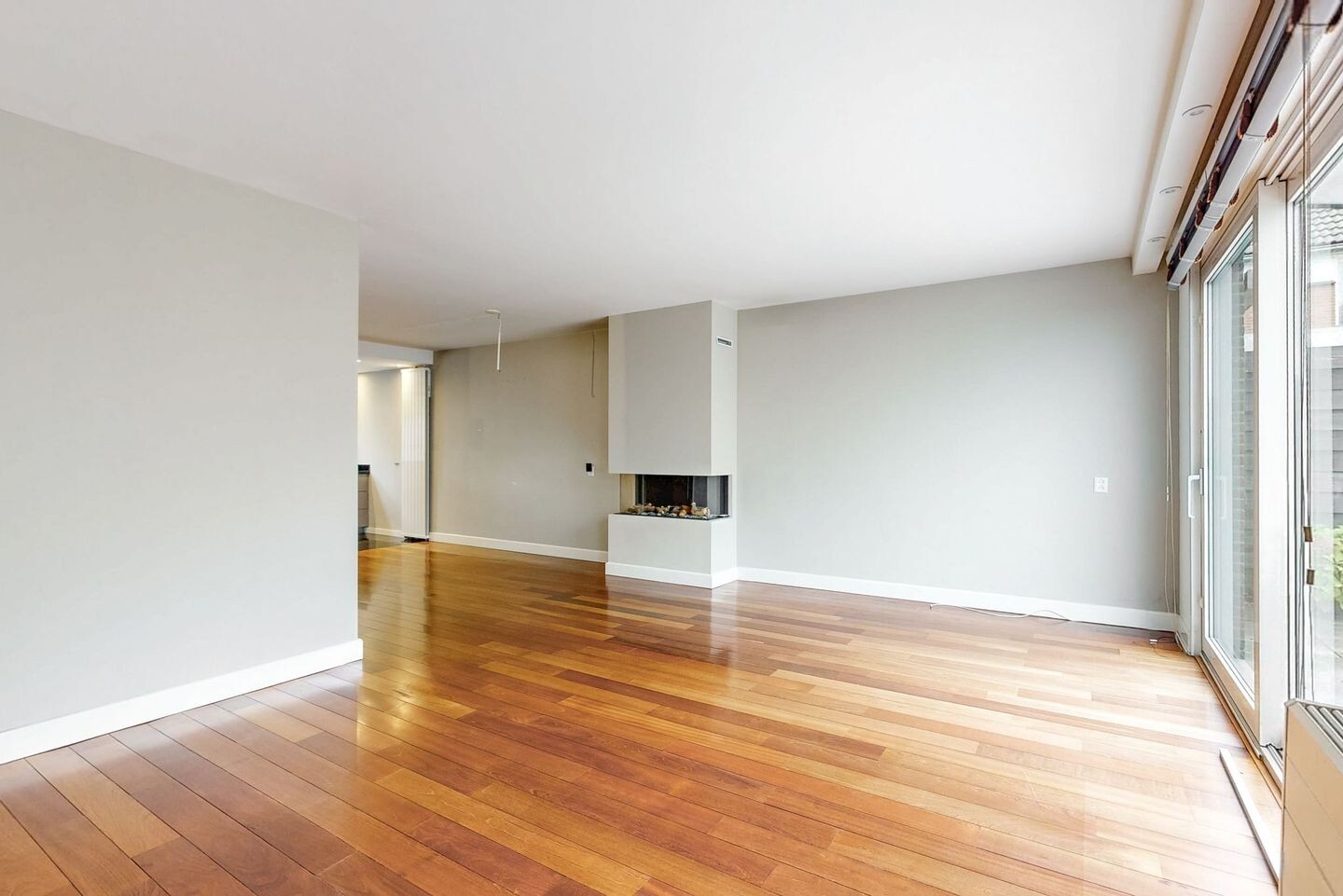 Hoekwoning te koop: van Leeuwenhoekstraat 15, Kudelstaart