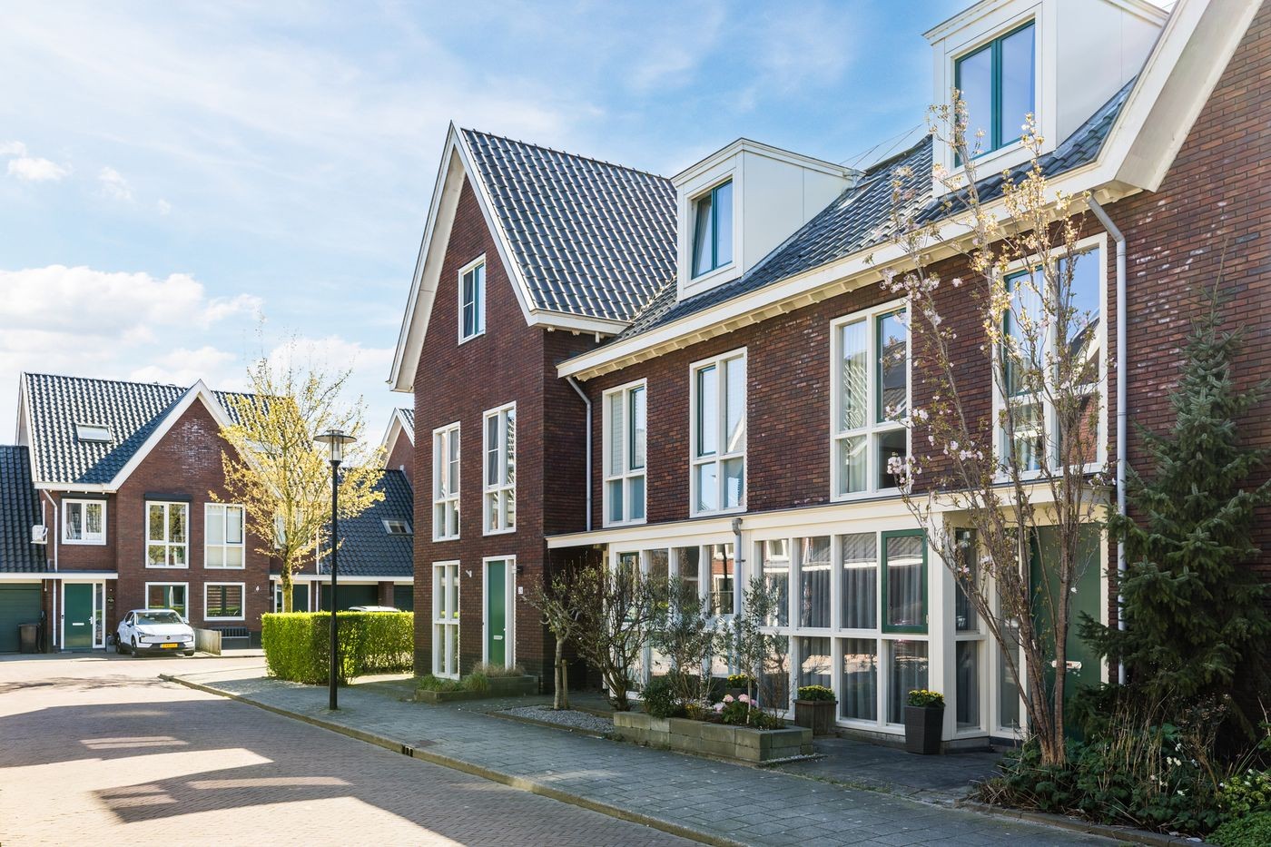 Tussenwoning te koop: Linksbuitenstraat 24, Kudelstaart