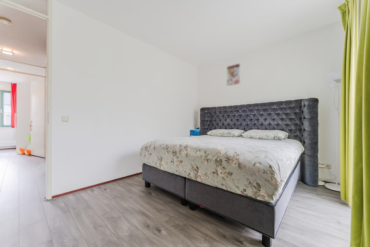 Tussenwoning te koop: Rechtsbuitenstraat 9, Kudelstaart