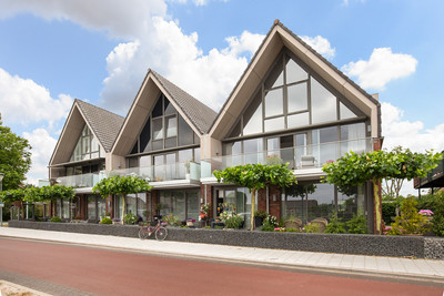 Aalsmeerder. 674-G