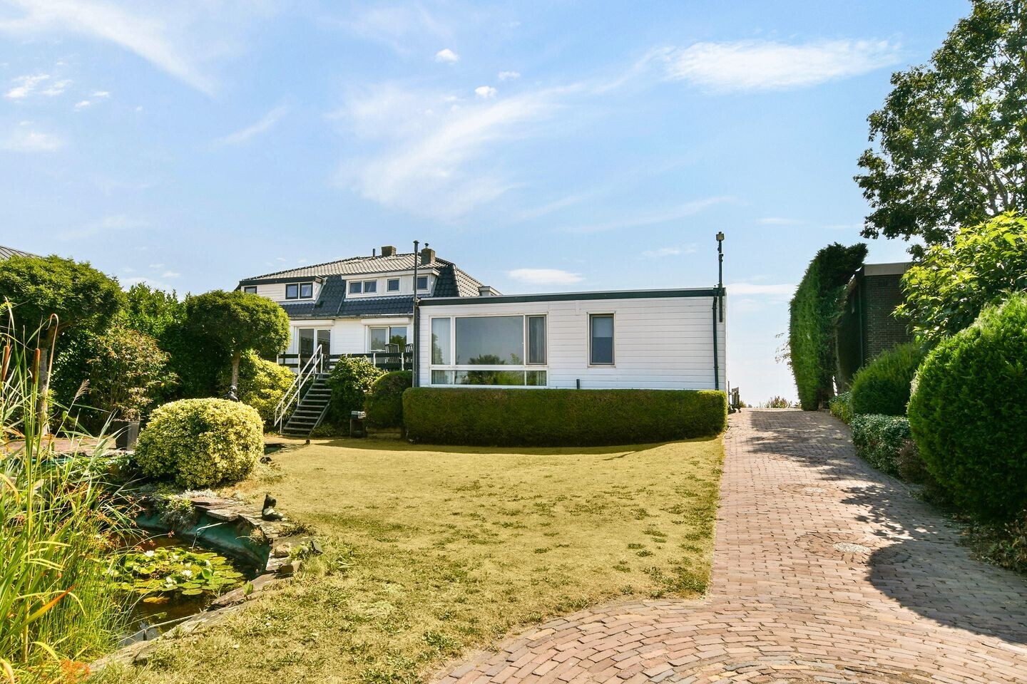 Twee-onder-één-kap te koop: Leimuiderdijk 112, Rijsenhout