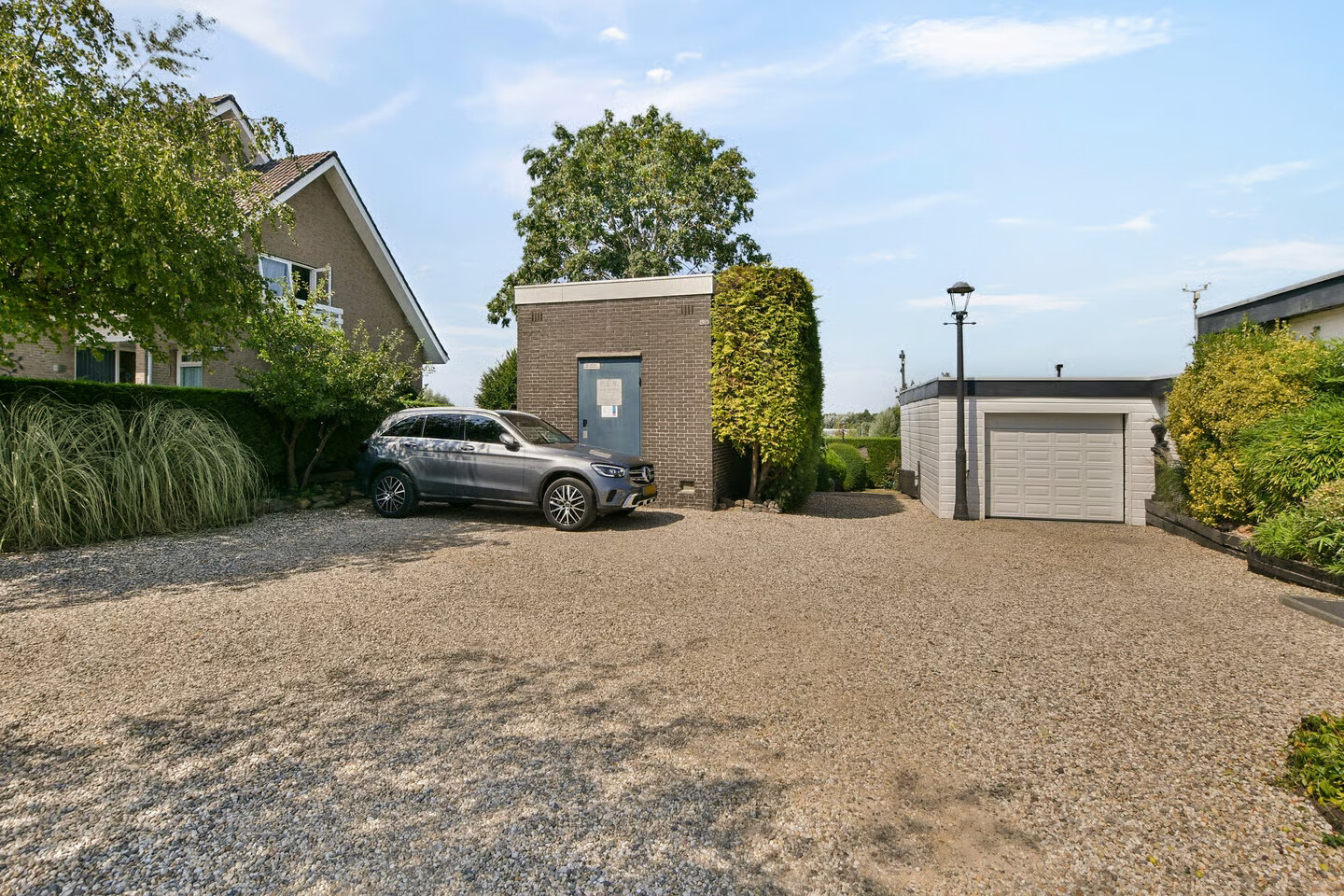 Twee-onder-één-kap te koop: Leimuiderdijk 112, Rijsenhout