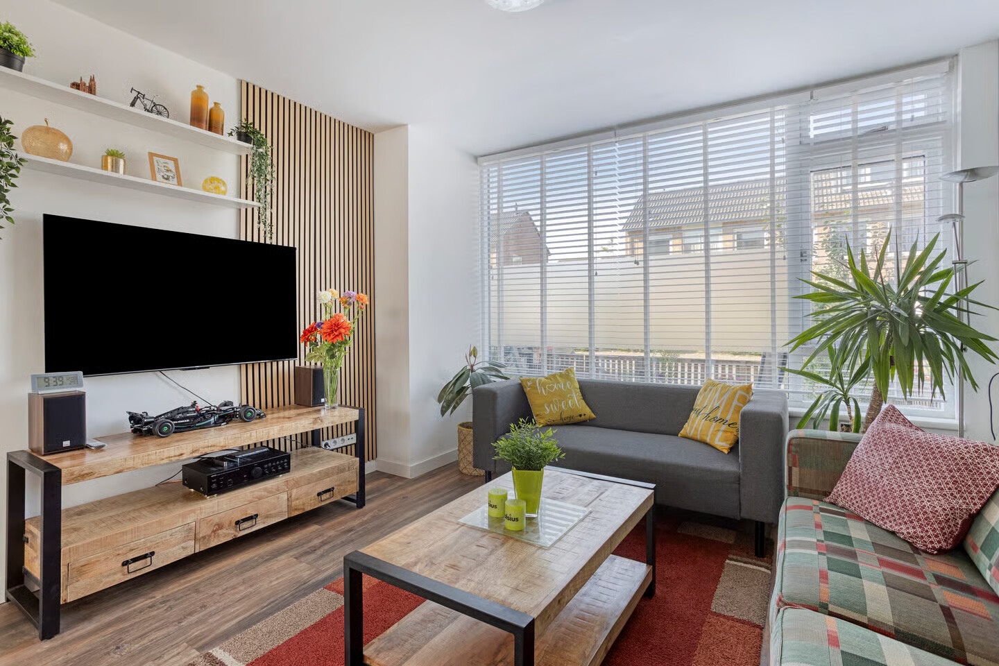Tussenwoning te koop: Verremeer 25, Rijsenhout