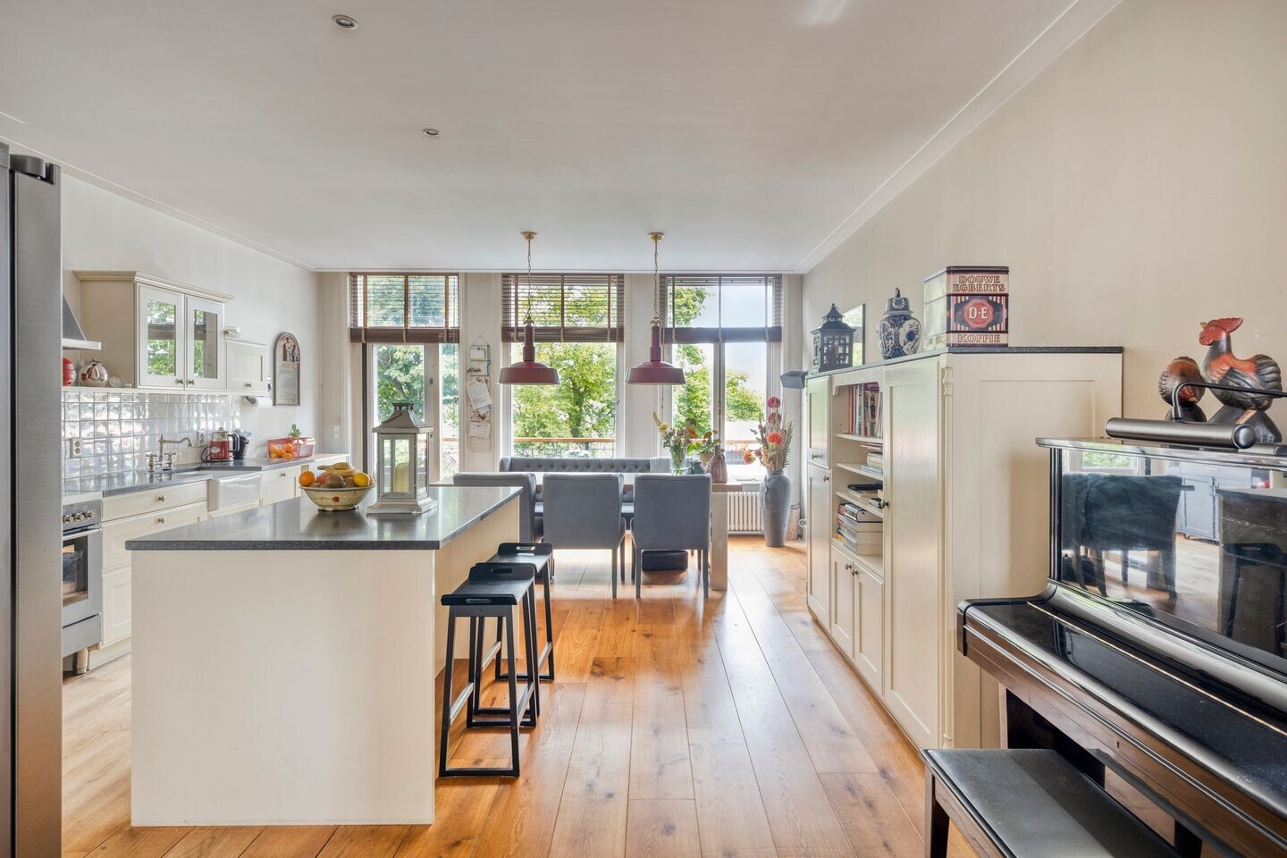 Tussenwoning te koop: Venediën 11, Purmerend