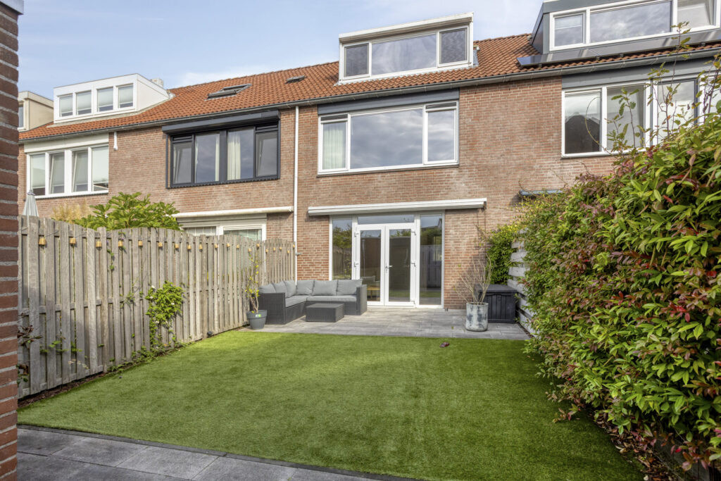 Tussenwoning te koop: Sterremosstraat 18, Purmerend