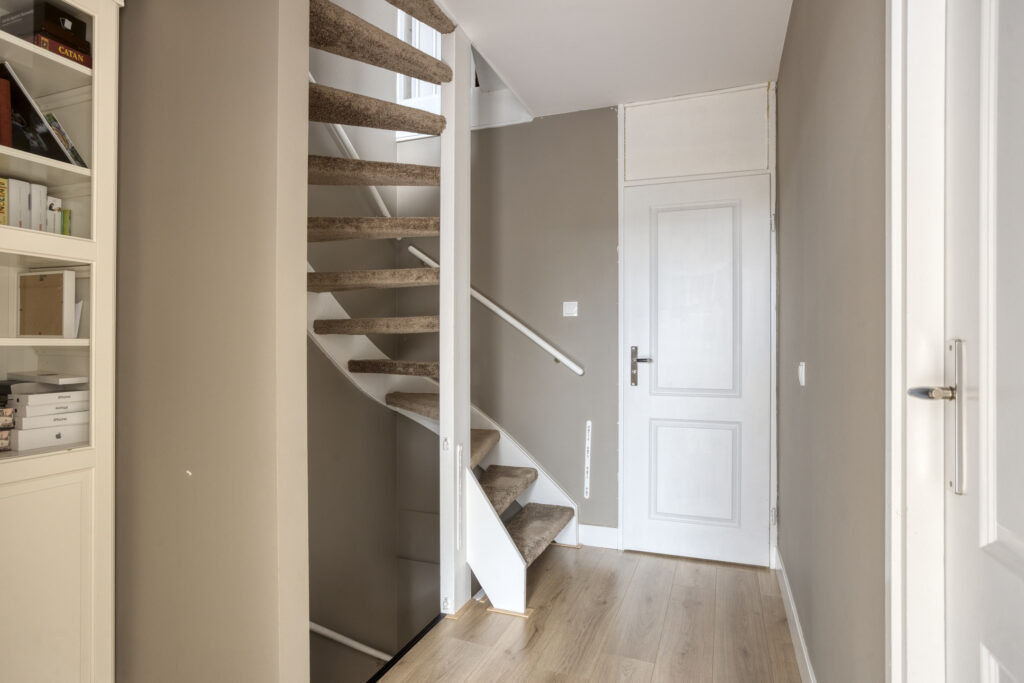 Tussenwoning te koop: Sterremosstraat 18, Purmerend