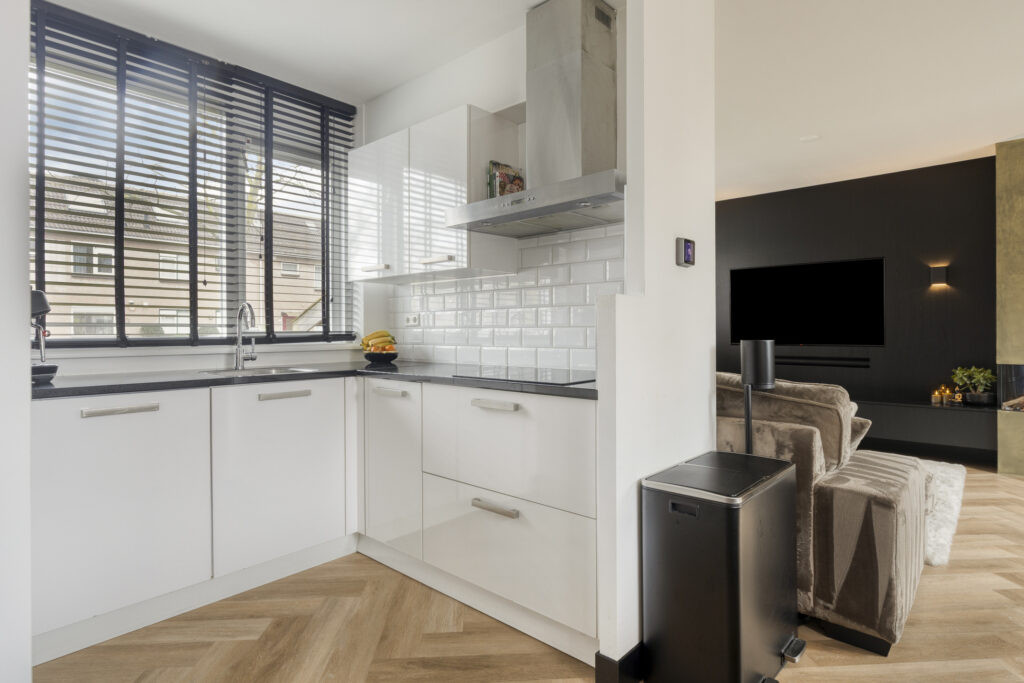 Appartement te koop: Dijckscampenlaan 8, Purmerend
