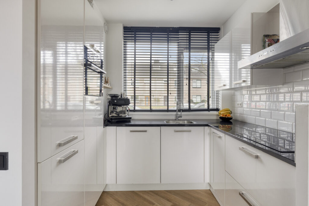 Appartement te koop: Dijckscampenlaan 8, Purmerend