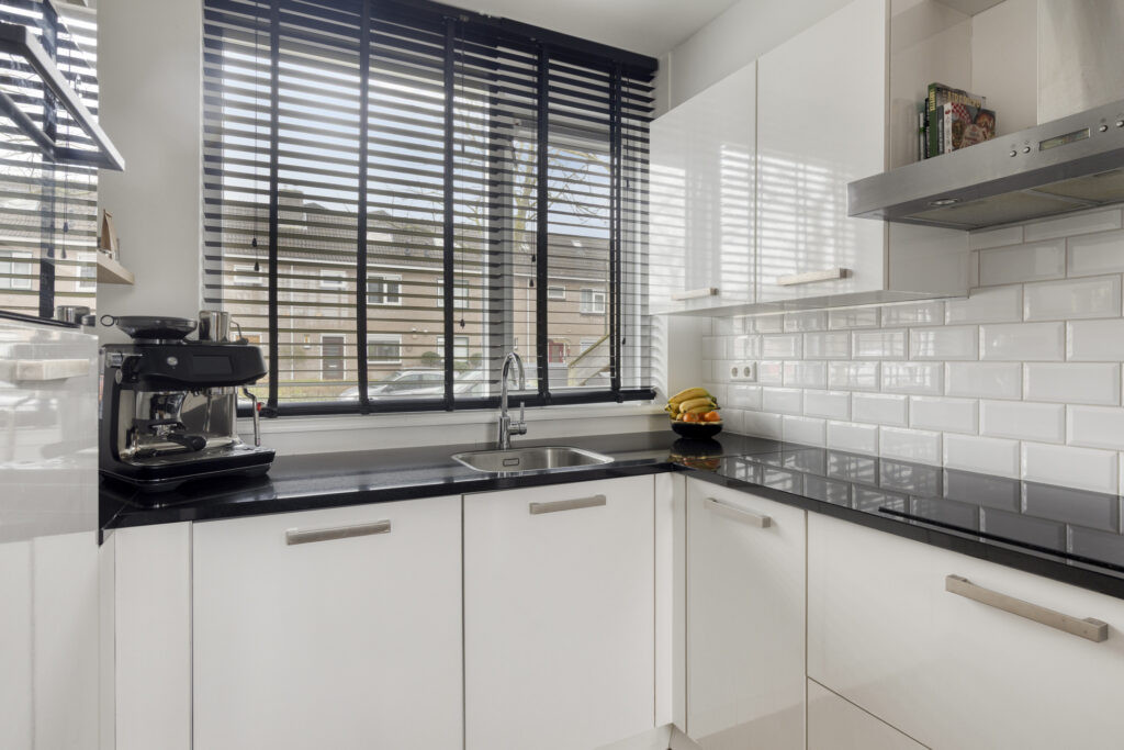 Appartement te koop: Dijckscampenlaan 8, Purmerend