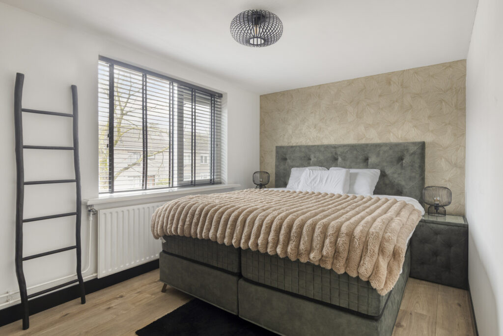 Appartement te koop: Dijckscampenlaan 8, Purmerend