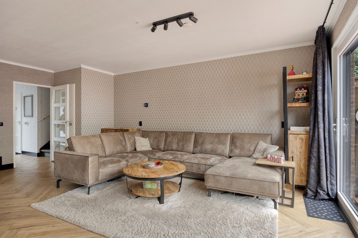 Hoekwoning te koop: Dijckscampenlaan 112, Purmerend