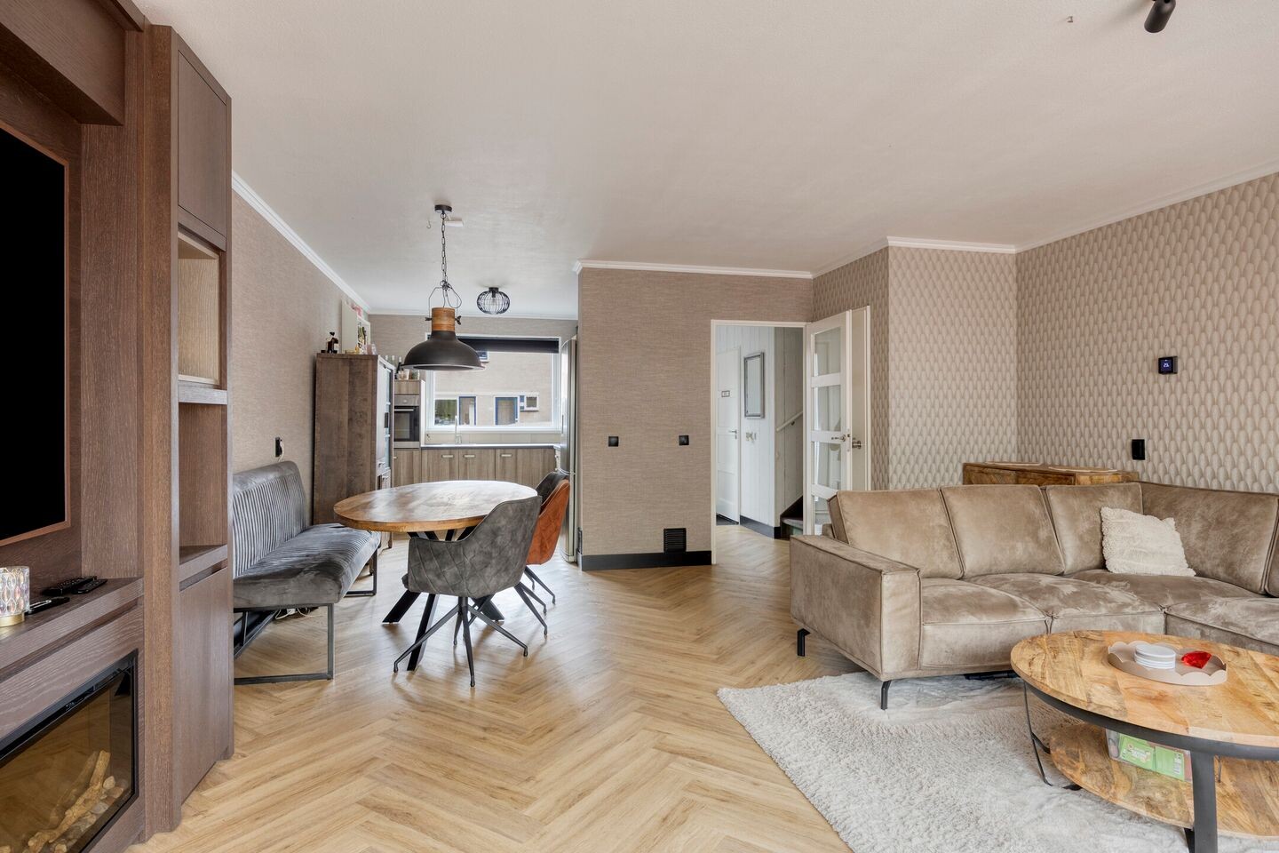 Hoekwoning te koop: Dijckscampenlaan 112, Purmerend