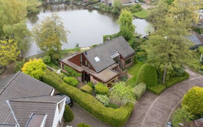 Moerasvaren 52