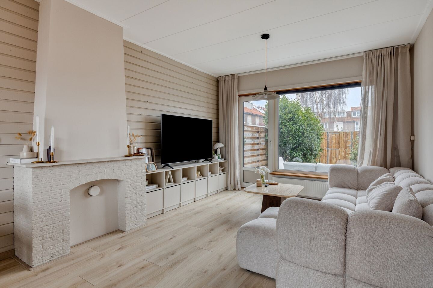 Tussenwoning te koop: Maasstraat 33, Purmerend