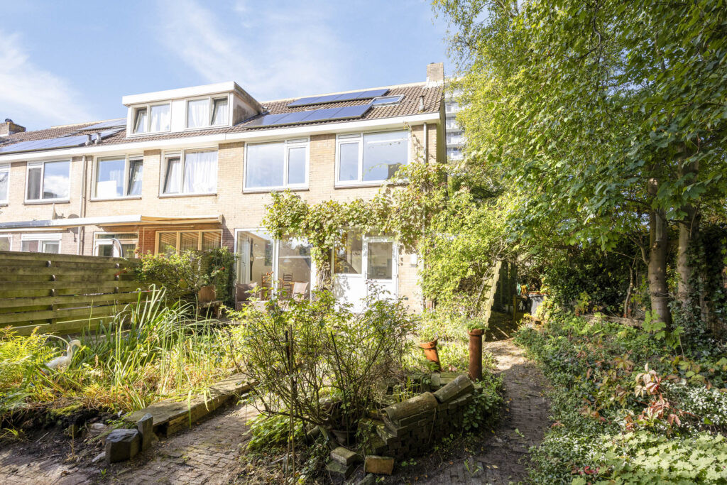 Hoekwoning te koop: Anne Franklaan 88, Purmerend