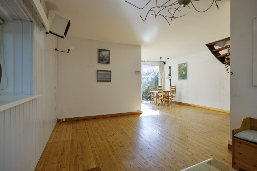Hoekwoning te koop: Anne Franklaan 88, Purmerend
